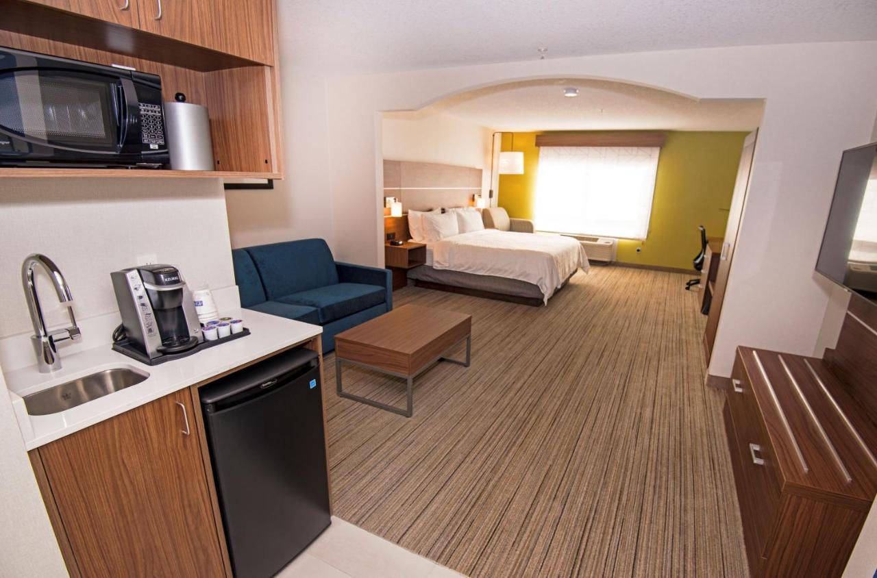 Holiday Inn Express Hotel & Suites-Hinton By Ihg Exterior foto